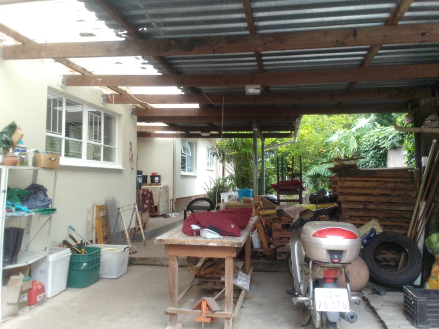 To Let 4 Bedroom Property for Rent in Glen Barrie Western Cape